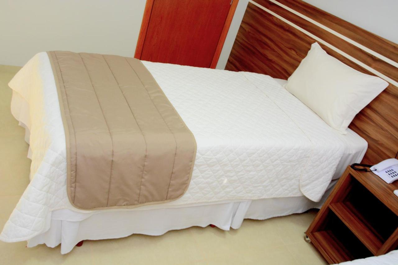 Tapajos Palace Hotel Novo Progresso エクステリア 写真